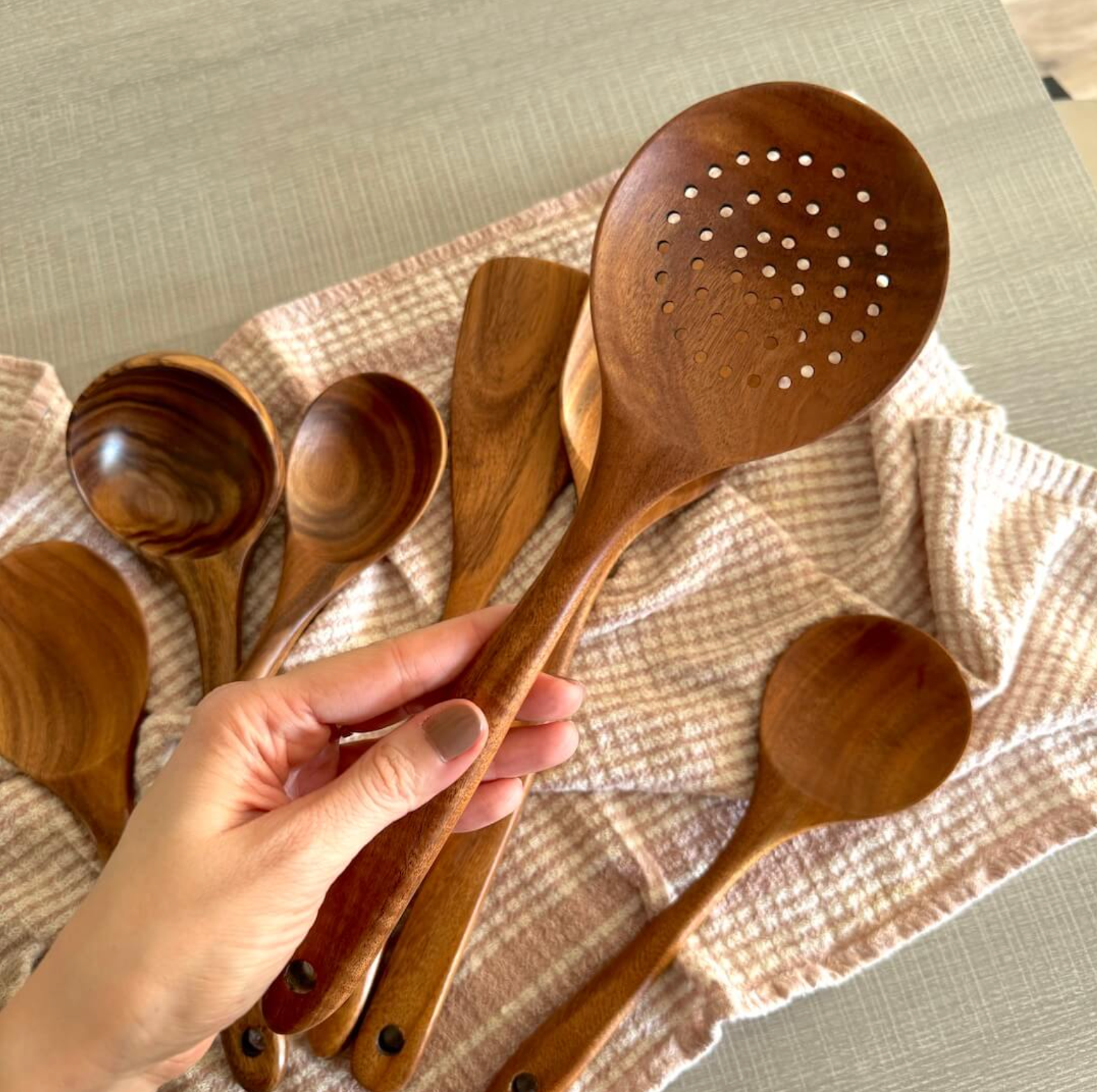 Teak Wood Kitchen Utensil Set 7 Piece – Handcrafted Wooden Cooking Spoons, Spatula & Slotted Spoon